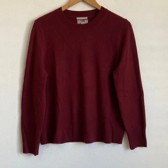J Crew Cashmere classic-fit crewneck sweater Medium Burgundy - Picture 2 of 6